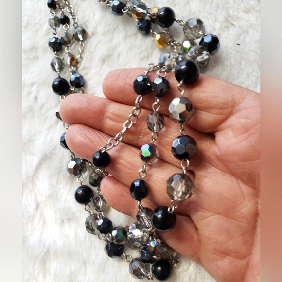 Cookie Lee 3 Strand Black & Clear Bead Necklace Size 8 Inches. - Picture 4 of 13
